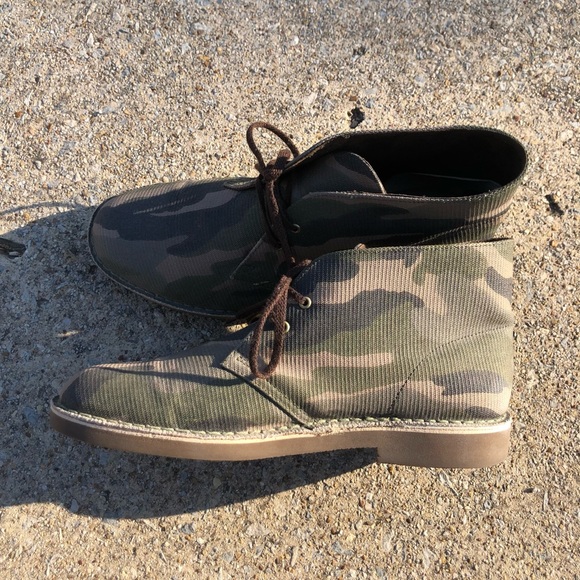 CLARKS “Bushacre 2” Camo Chukka Boot (SZ 10.5) - Picture 4 of 6